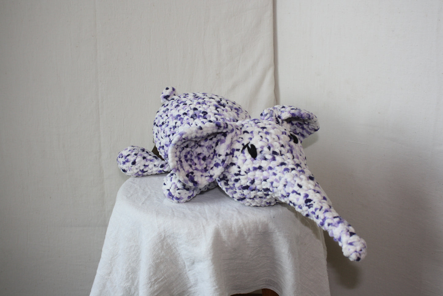 Elephant Large